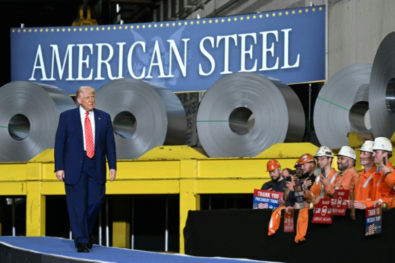 Amerika Serikat Mulai Berlakukan Kenaikan Tarif Baja dan Aluminium